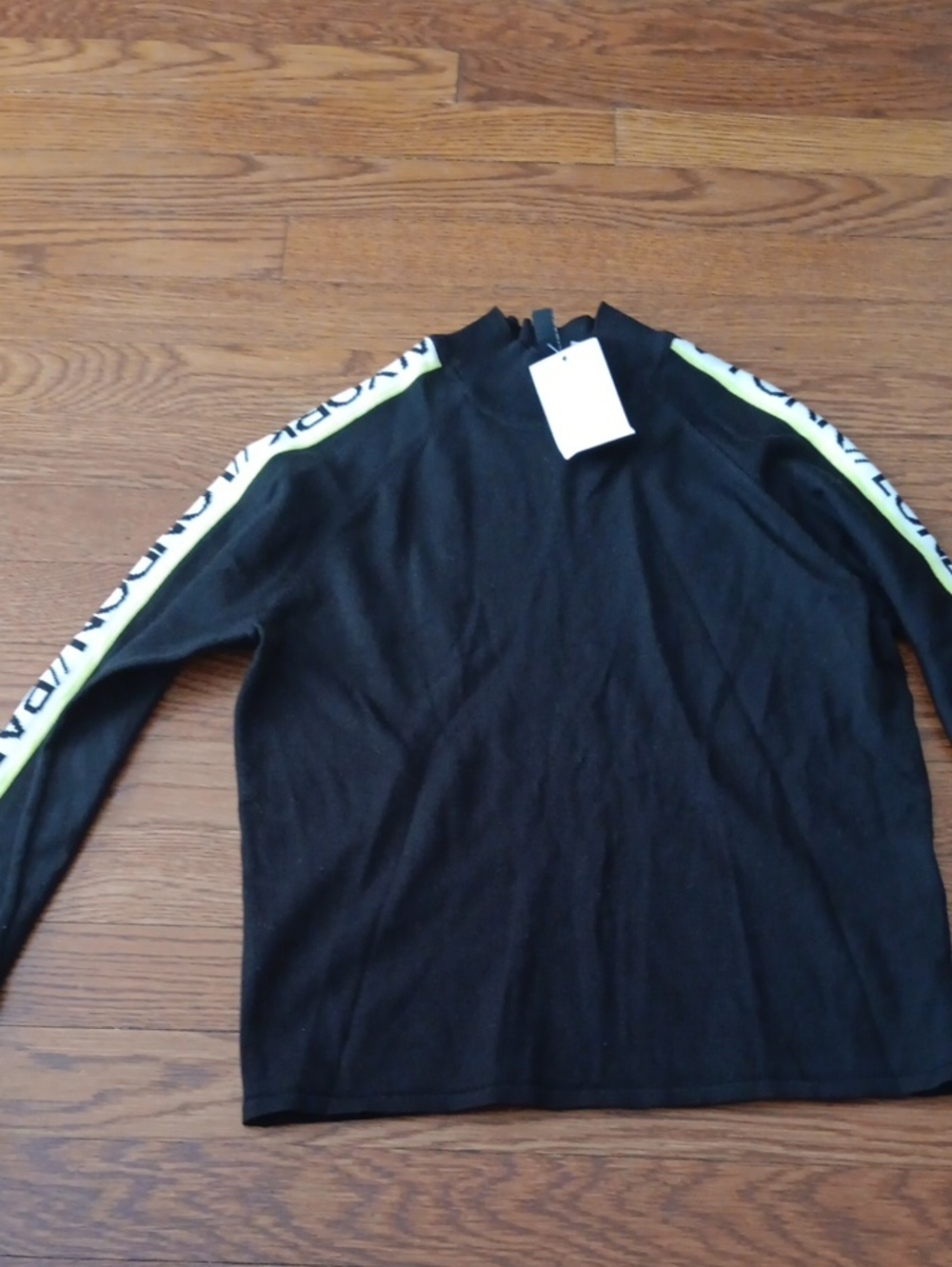 H&M Black Long-Sleeve Shirt with Neon Yellow Stripe